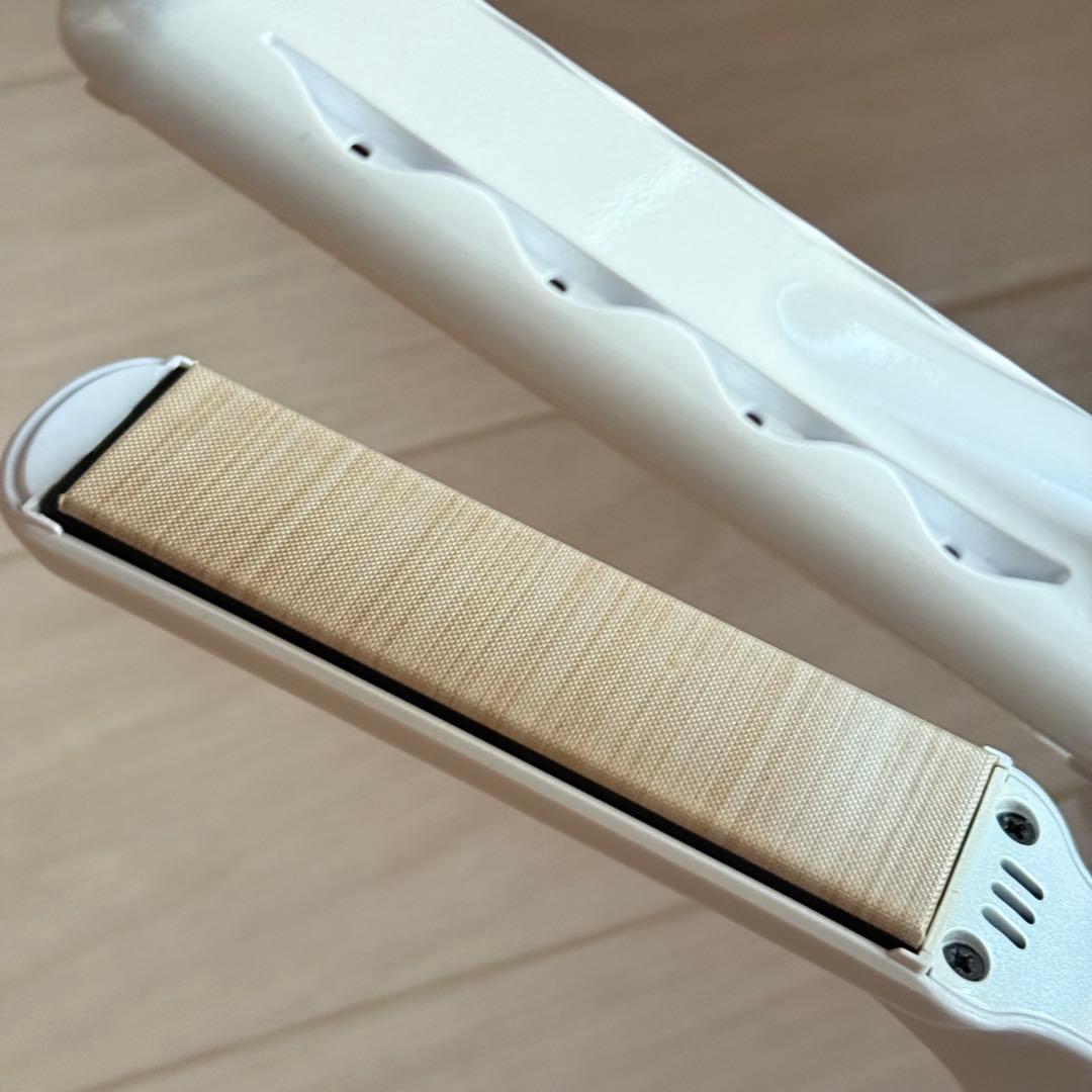 【美品】絹女 KINUJO ストレートアイロン LM-125