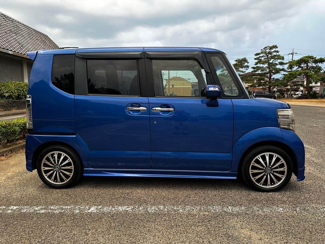 ホンダN-BOXカスタムG・ターボLパッケージ⭐️28年⭐️綺麗‼️車検2年付き‼️