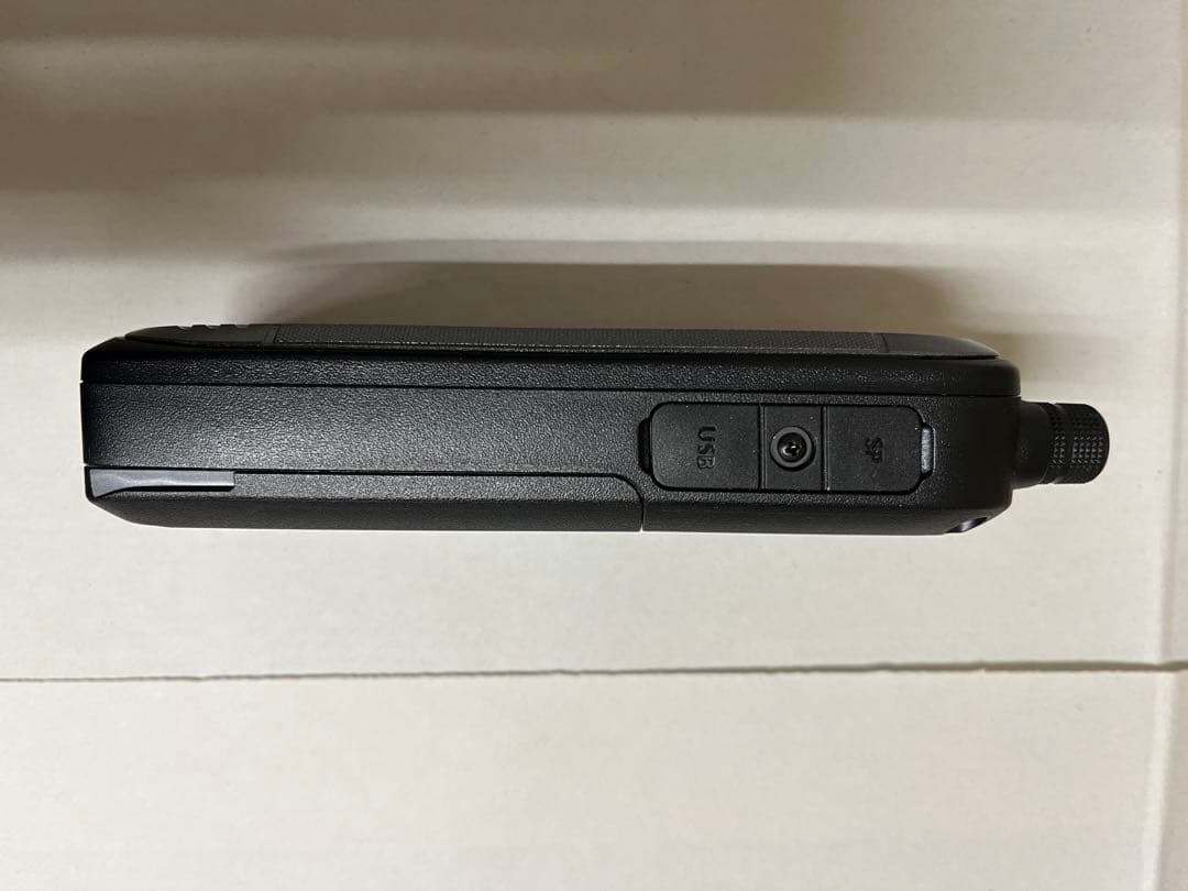 ICOM IC-R30 受信機 本体と付属品