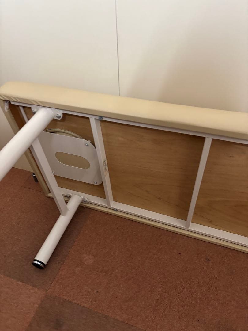 高田ベッド製作所 DXマッサージベッド 施術ベッド エステベッド整骨院整体院