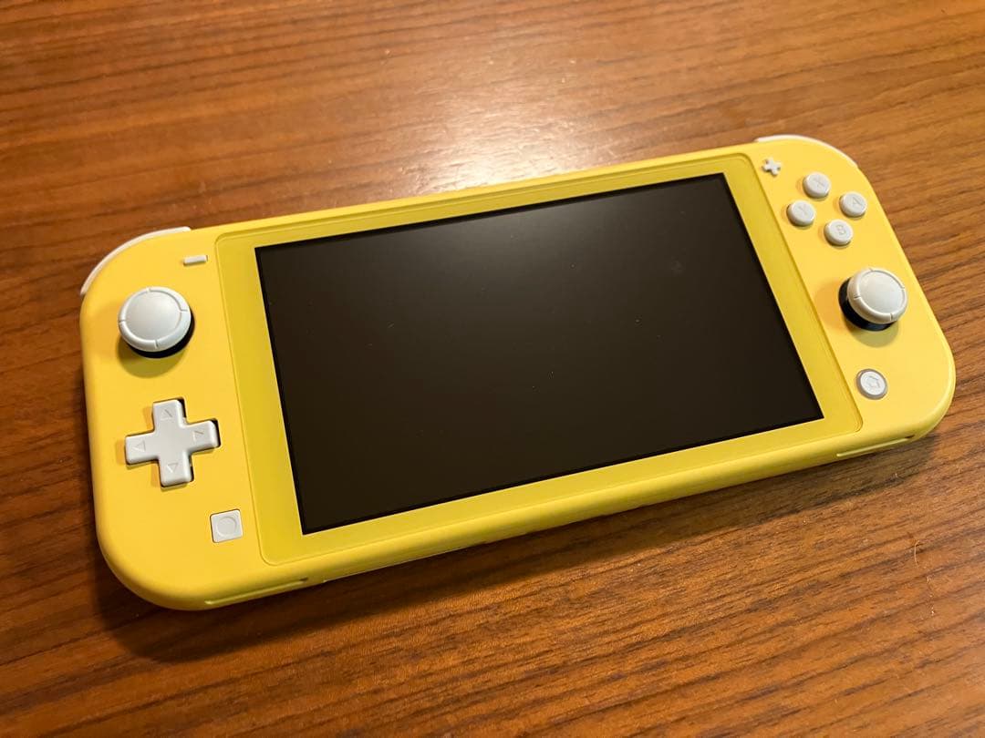 Nintendo Switch ライト イエロー