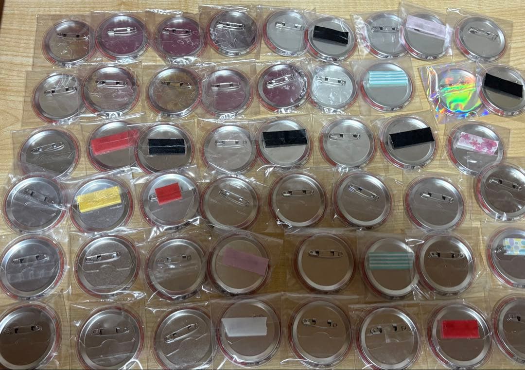 【いれいす 缶バッジ】学園祭りうら