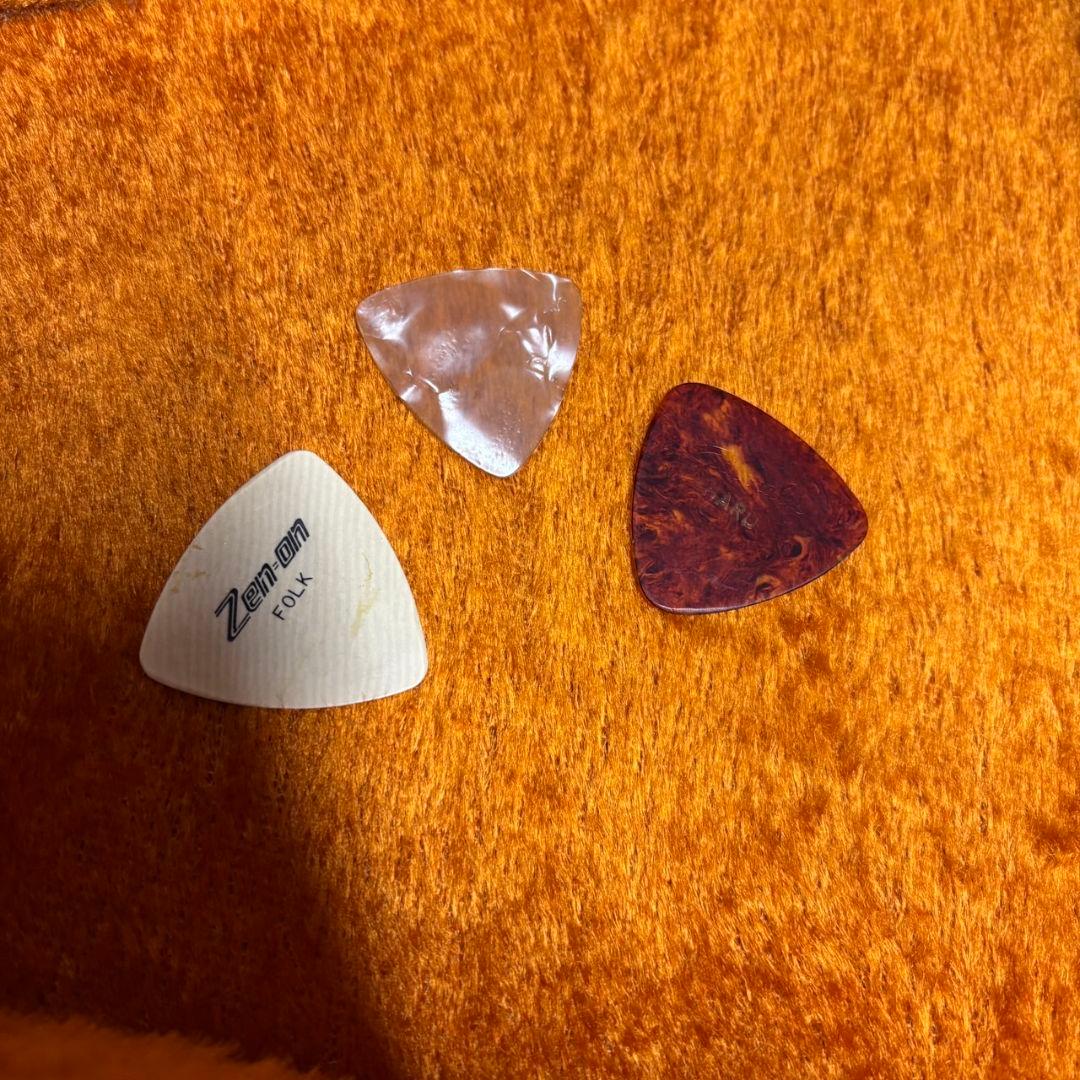 872　ヤマハ　1970年代　黒ラベル　アコースティックギター　ハードケース付き