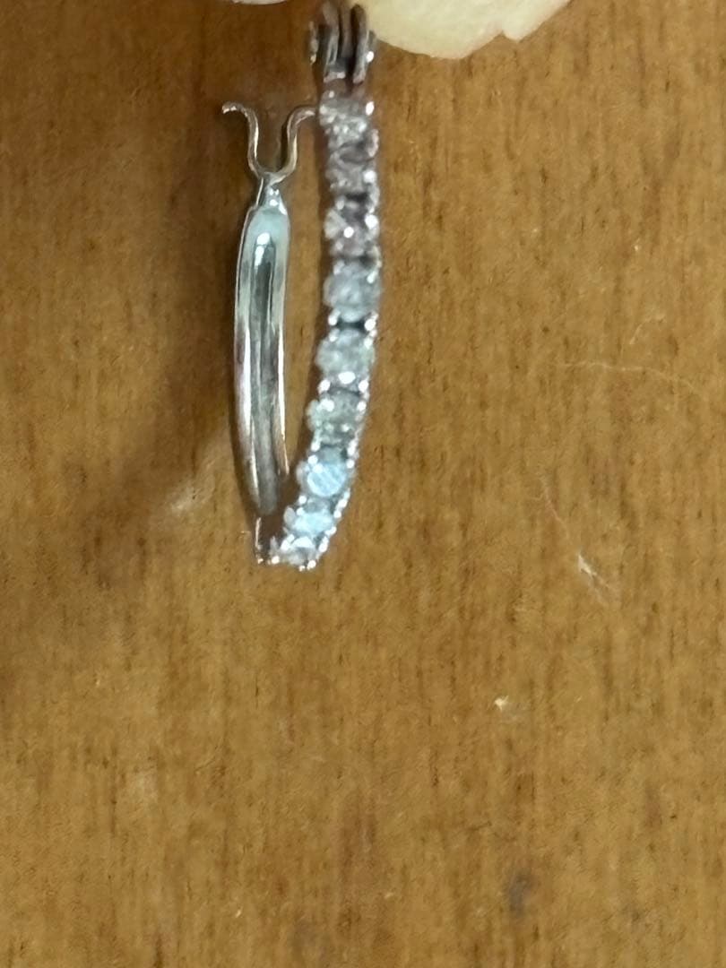 美品　プラチナダイヤモンドピアス　片耳のみ⭐︎ニコちゃん