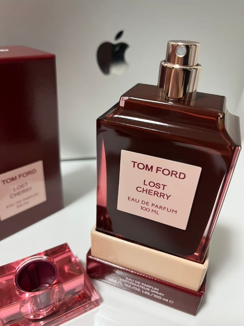 トムフォード　ロストチェリー　Eau de Parfum 100ml