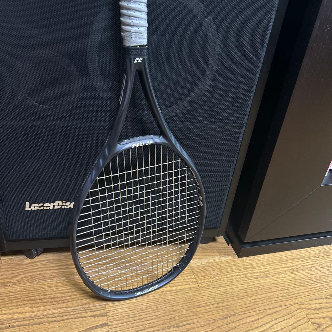 美品 ヨネックス　ブイコア98ギャラクシーブラック　g1