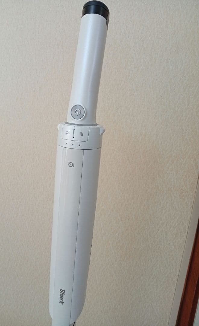 ✩土日限定価格☆【美品】Shark LC400JWH コードレスクリーナー