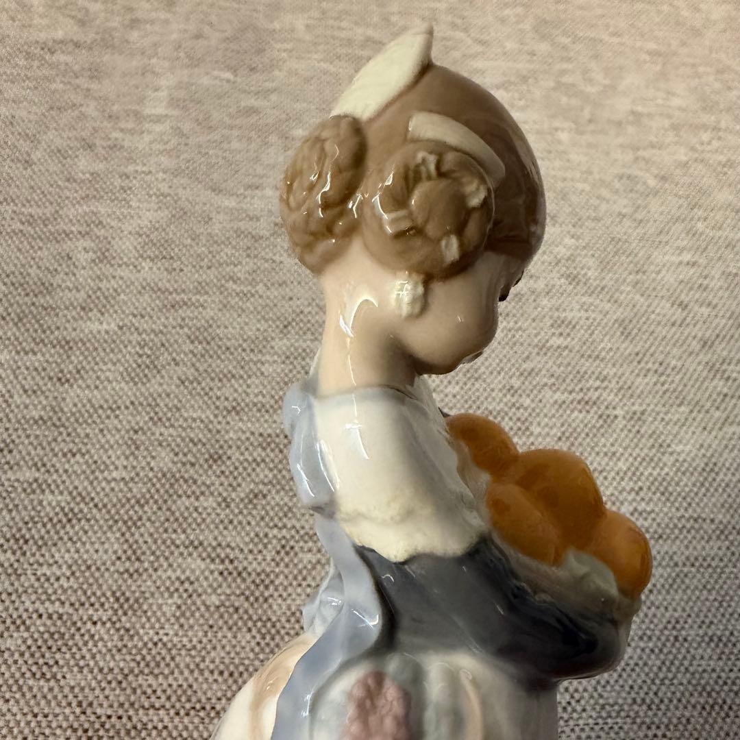 リヤドロ LLADRO バレンシアの少女 オレンジがいっぱい 箱無発送