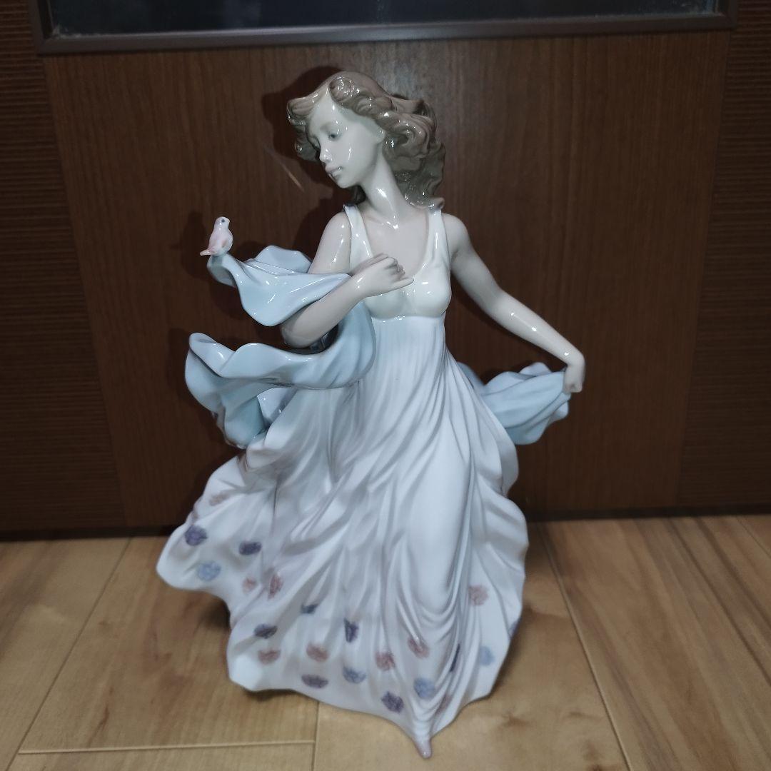 リヤドロ　No.06193 夏のセレナーデ