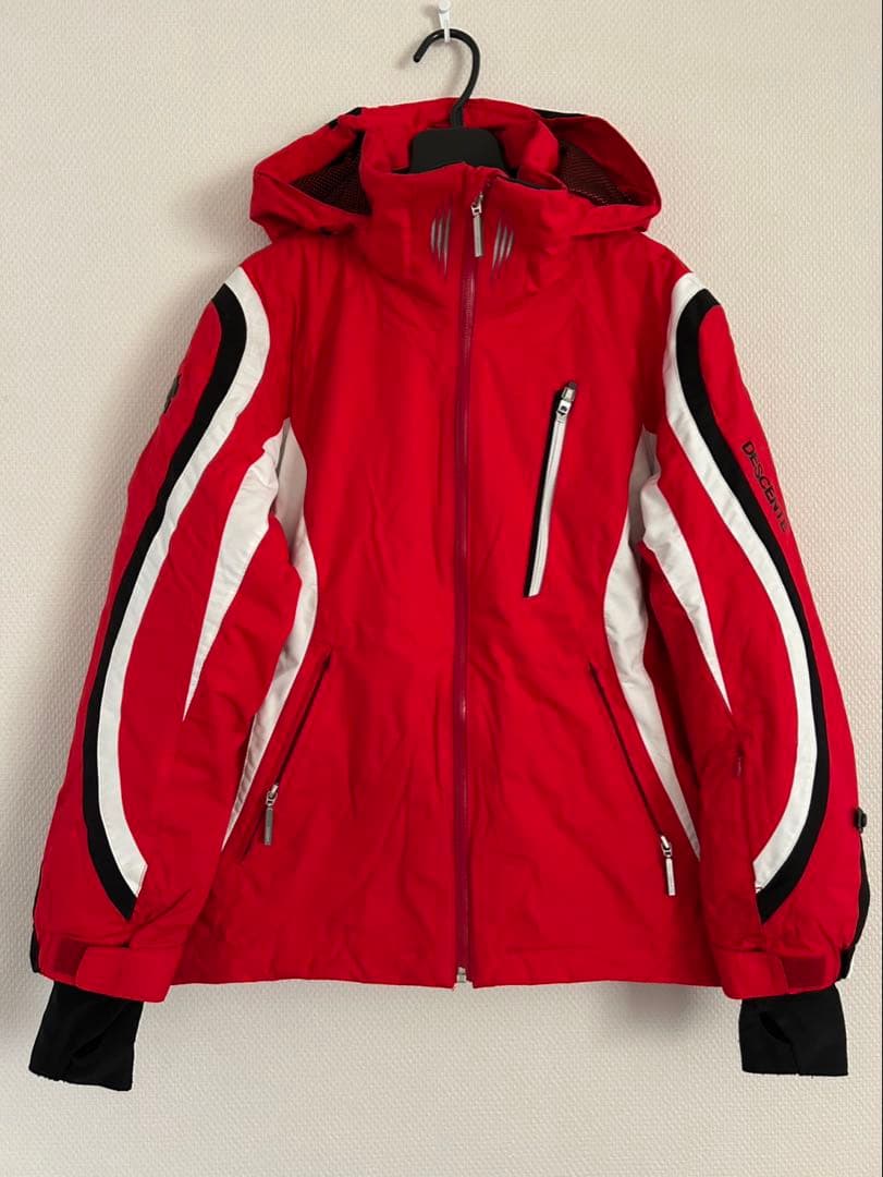 DESCENTE スキーウェア 上下セット　赤　Sサイズ