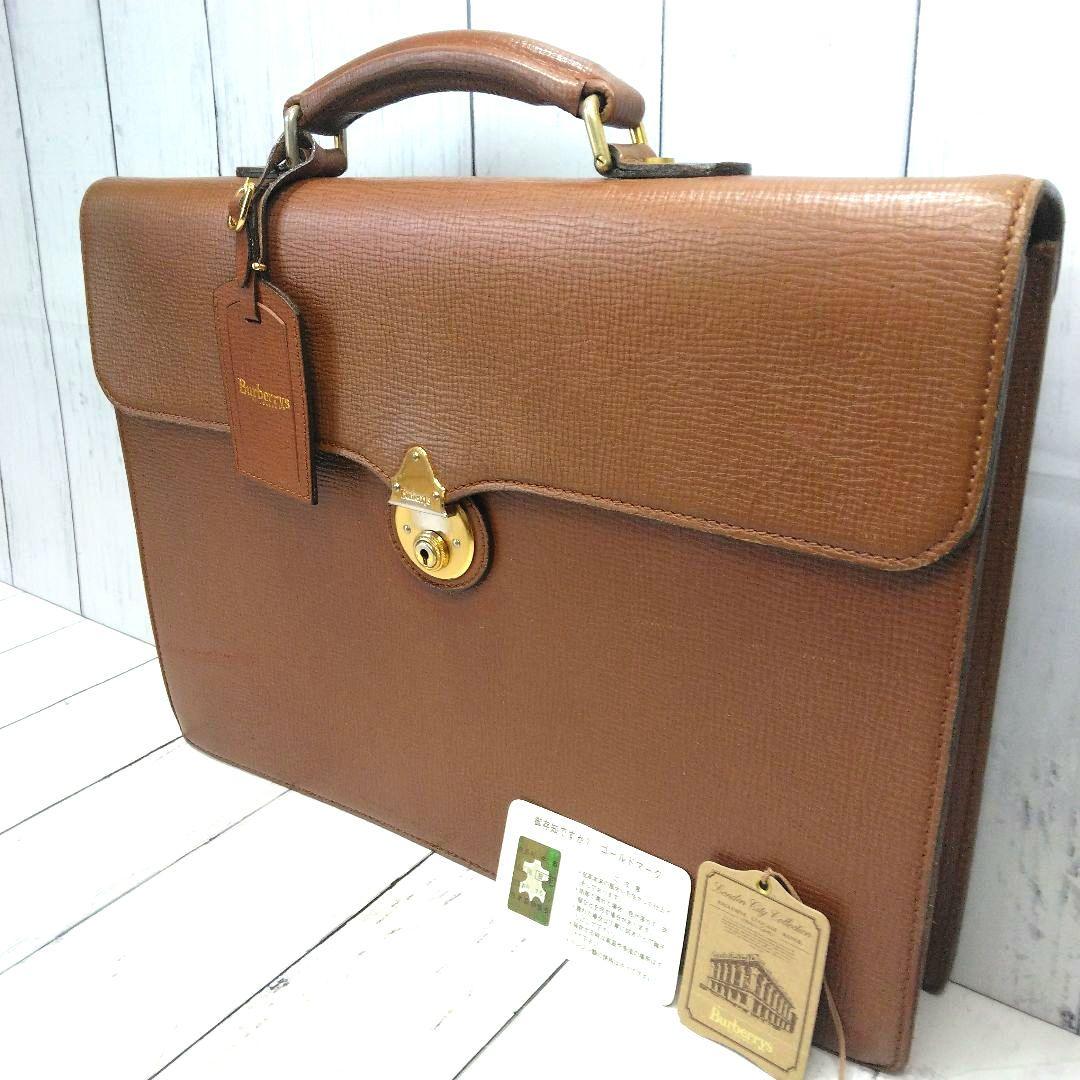 Burberrys　ビジネスバッグ　ブリーフケース　A4可　鍵　ゴールド金具
