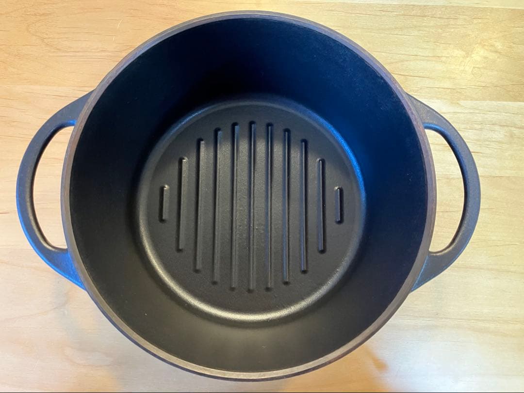 m*.様 VERMICULAR 鍋 ブラック 直径 22cm バーミキュラ 両手