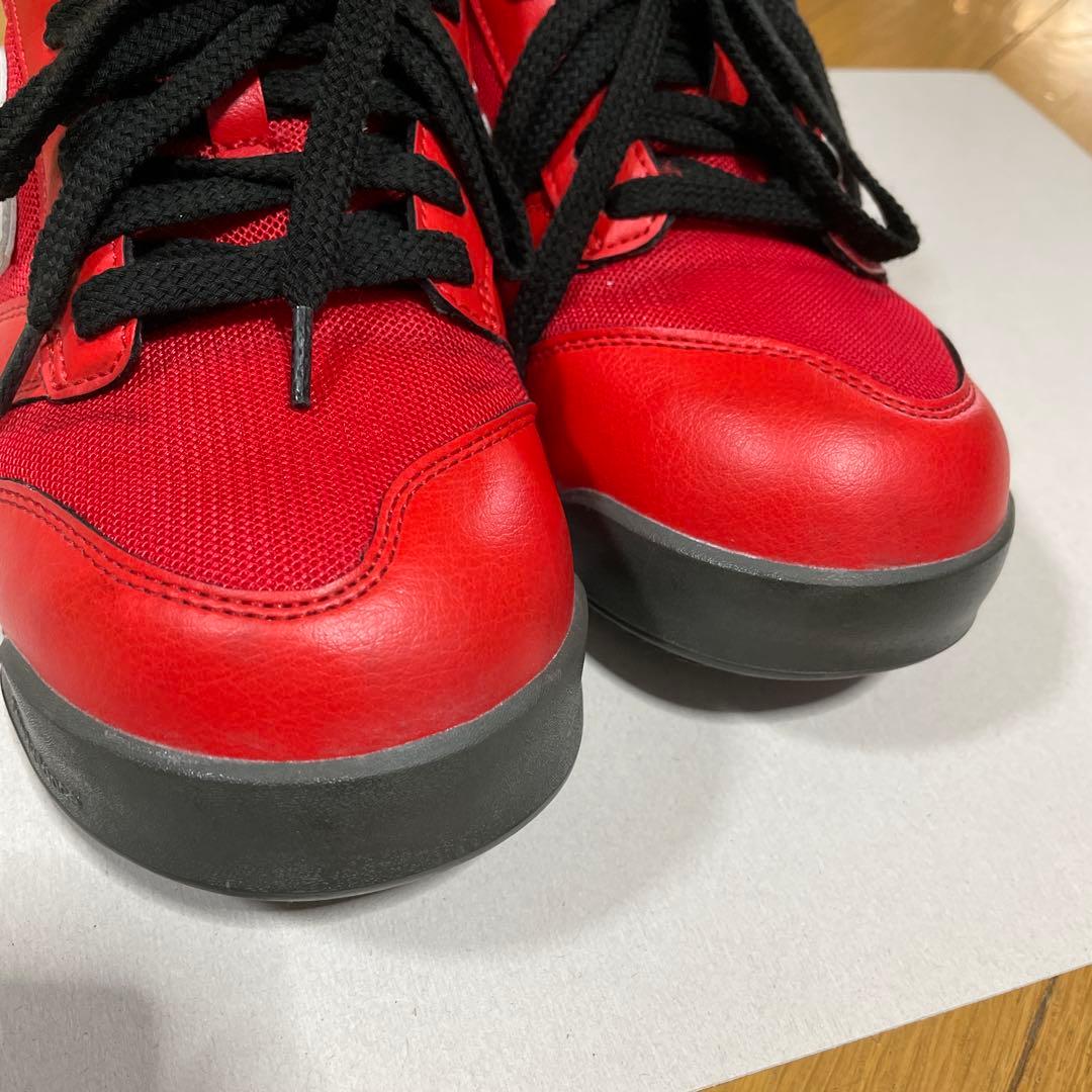 new balance 赤 スニーカー安全靴