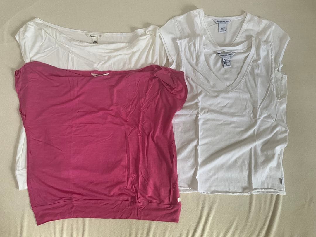 まとめ売り！アバクロ　キャミソールタグ付き有り　キャミ28枚と重ね着6枚