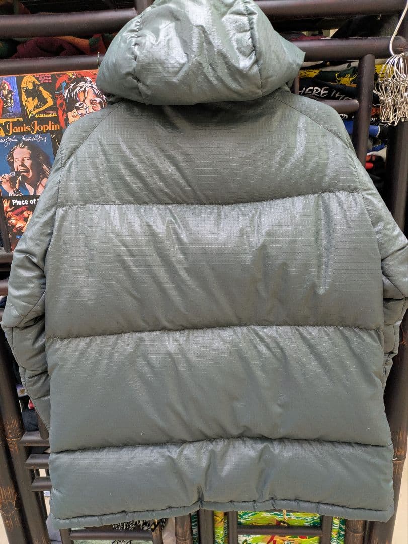 ジ*ン様 Rockymountain☆ロッキーマウンテン　ダウンジャケット　38