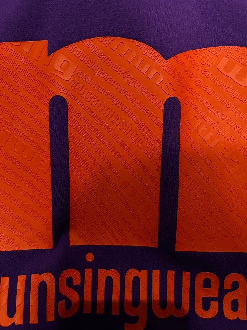 新品munsingwear パープル フード付きパーカーL L