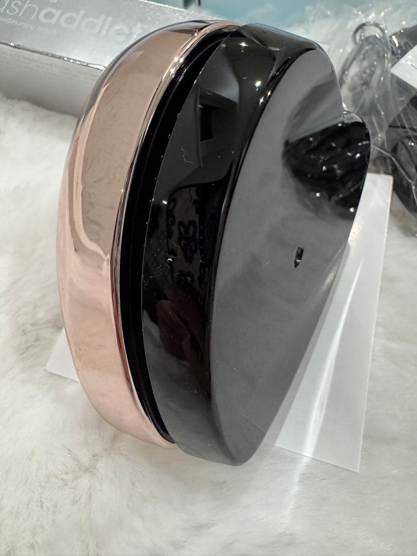 【全て新品未使用】リファ、ディオールポーチ、ラッシュアデェクトなど８点セット❣️