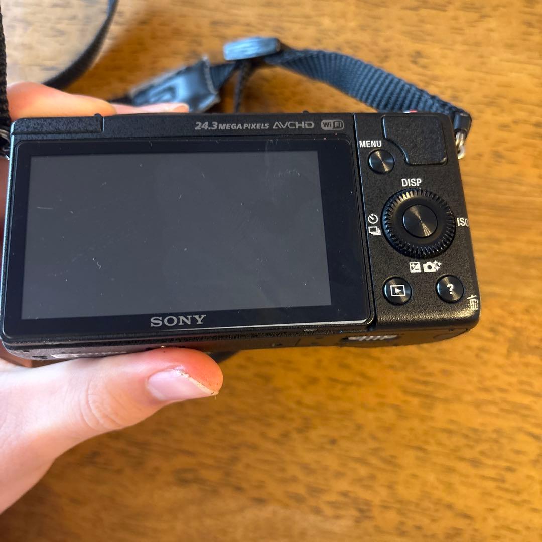 SONYミラーレス一眼カメラ α5100(仮)