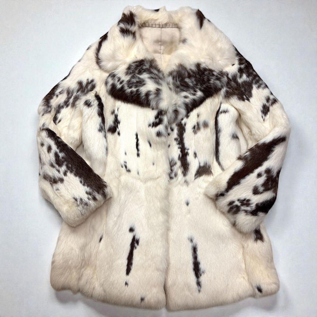 希少　毛皮コート　ファーコート　牛柄　襟付き　ラビットファー　Lサイズ相当