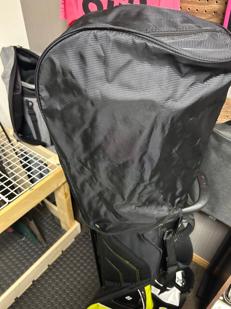 スリクソン　スタンド式キャディバック　10型　14分割