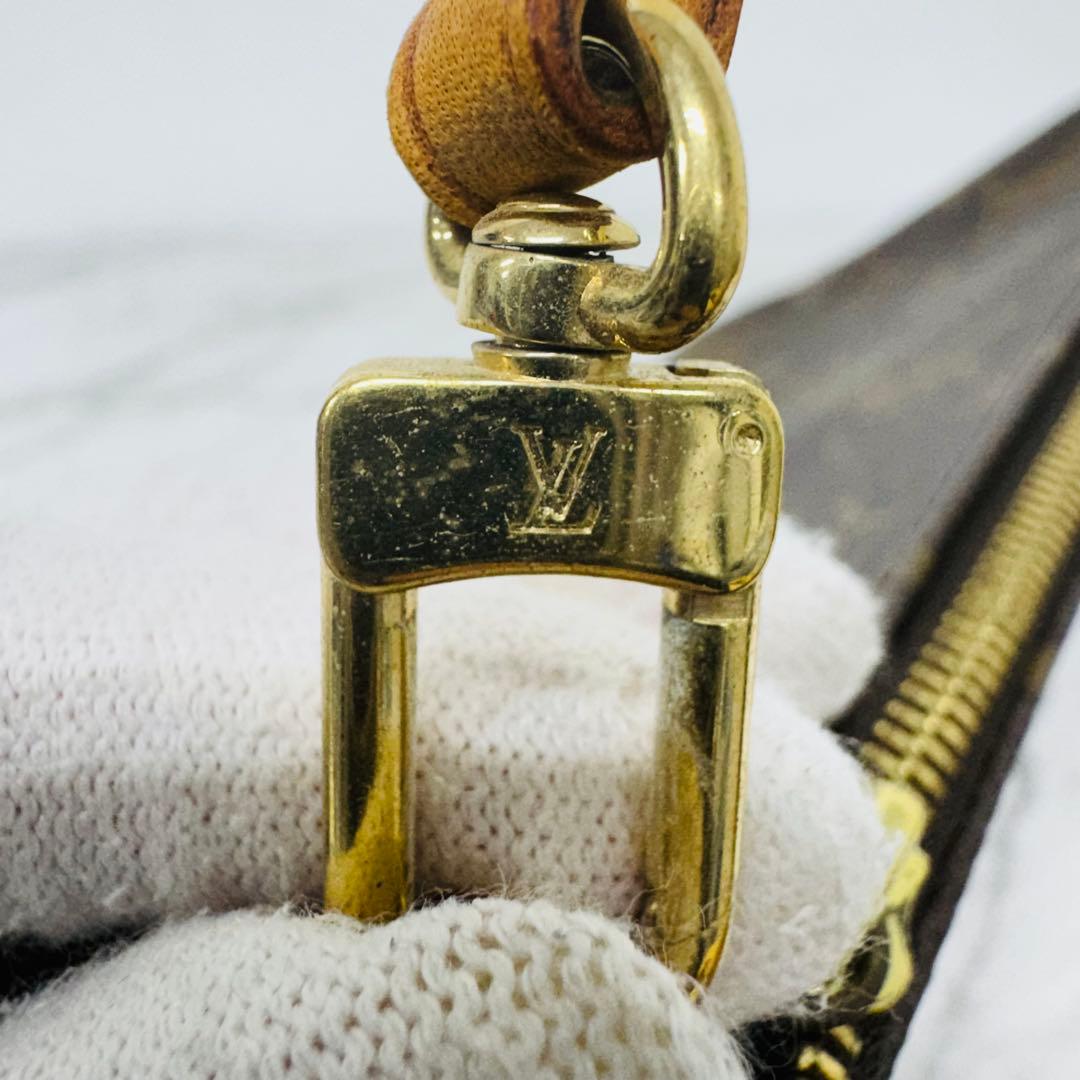 ✨VUITTON✨ヴィトン✨LV✨モノグラム✨アクセサリーポーチ✨ハンドバッグ✨