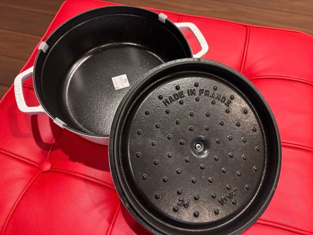 Staub ピコ ココット ラウンド 26cm レアなホワイト新品未使用 激安！