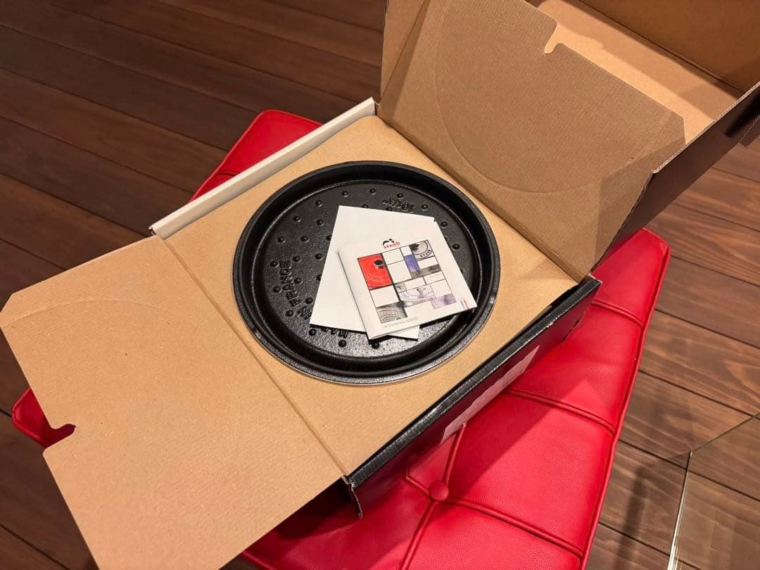 Staub ピコ ココット ラウンド 26cm レアなホワイト新品未使用 激安！