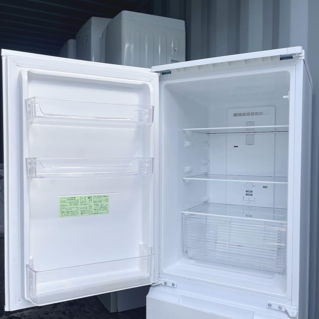 169取付無料！高性能SHARPおしゃれホワイトインテリア大きめ冷蔵庫！洗濯機