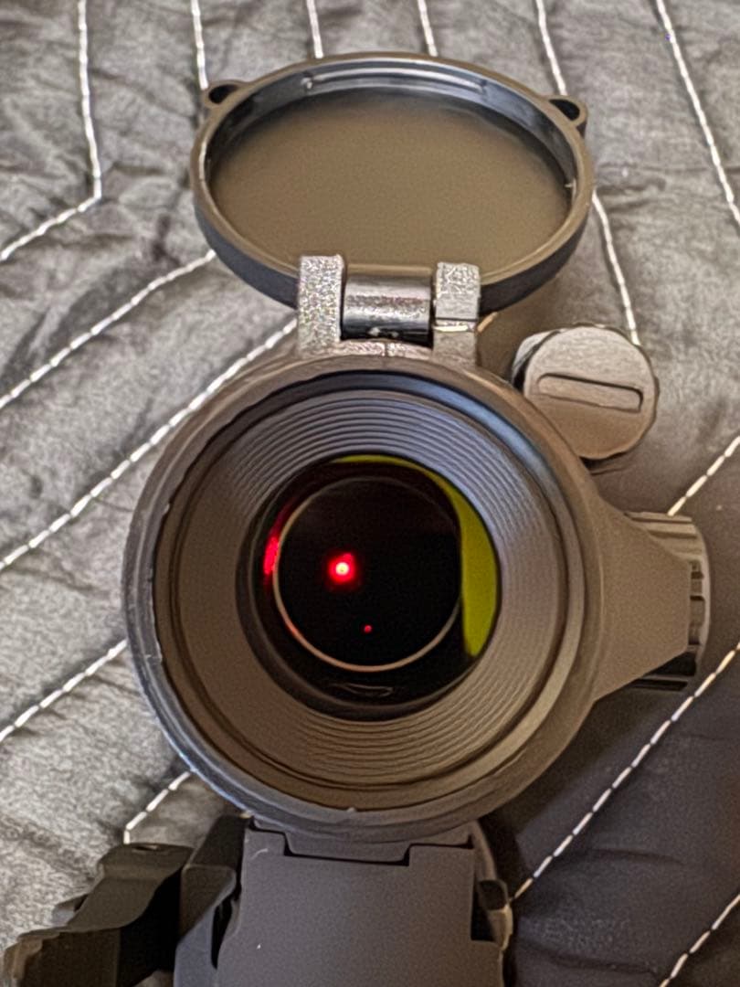 VectorOptics Nautilus 第三世代　1x30 ダブルレティクル