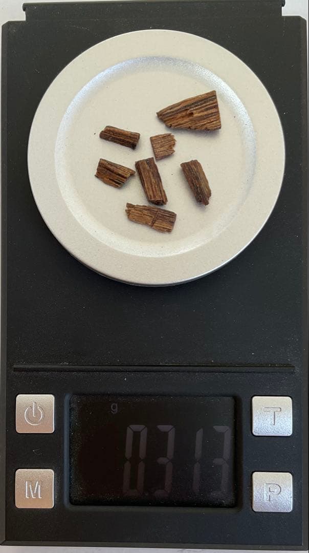 香木 古渡命銘木 「初音」約0.3g 小分け沈香 伽羅 奇南 奇楠 お香 香道