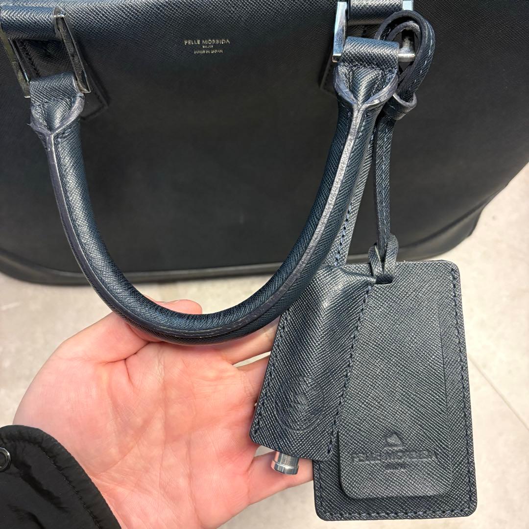 ペッレモルビダ　ビジネスバッグ　ネイビー　ショルダーストラップ付