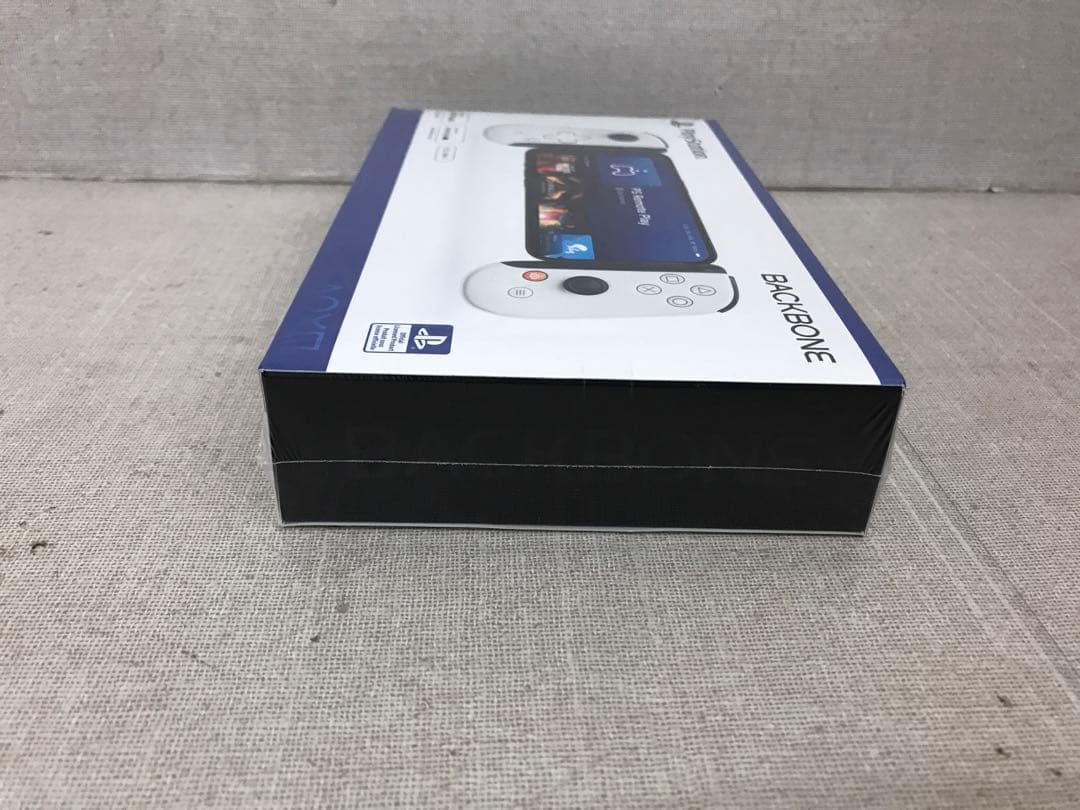 未開封品　Play Station Back bone