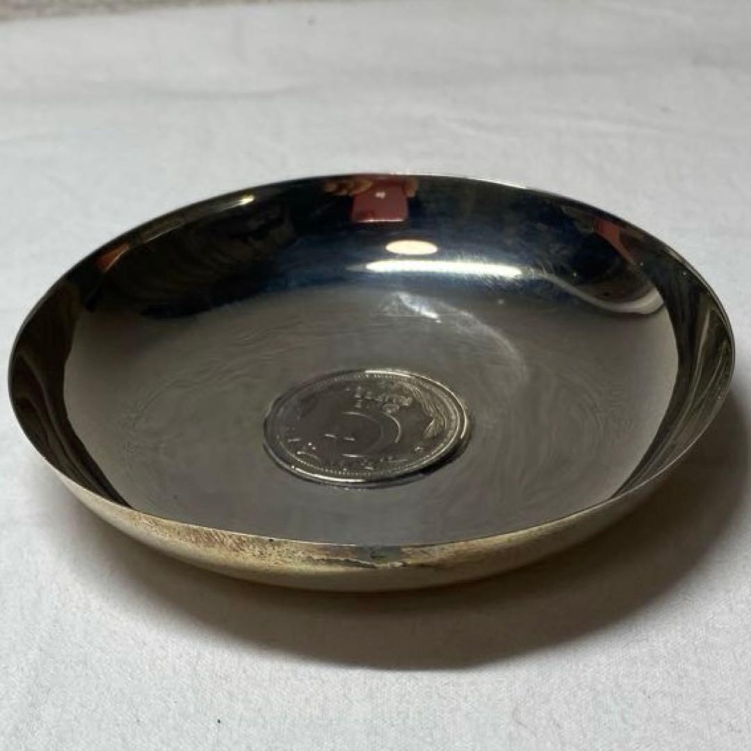 パキスタン　ONE RUPEE シルバー トレイ(コースター)未使用