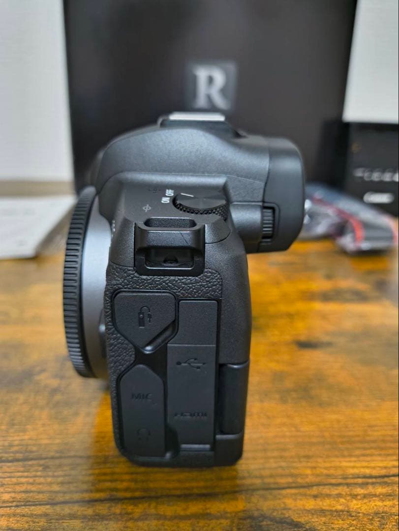 EOS R ボディ/動作良好/防湿庫保管/フルサイズミラーレス　初めての方に！