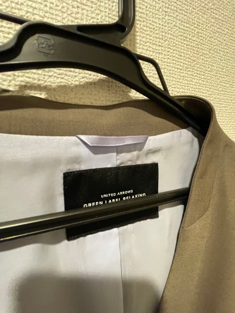 フォーマルスーツ　スカートスーツ　ノーカラージャケット　40サイズ　Lサイズ