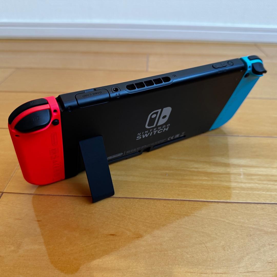 Nintendo Switch本体 ネオンブルー／レッド キャリーケース付