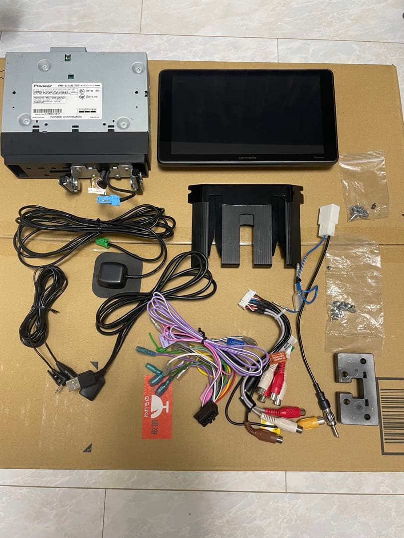 ディスプレイオーディオ Pioneer DMH-SF500