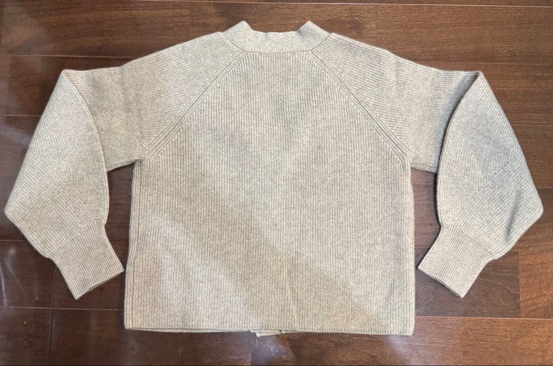 新品タグ付き！　ANAYI ラクーン ウール パフスリーブカーディガン