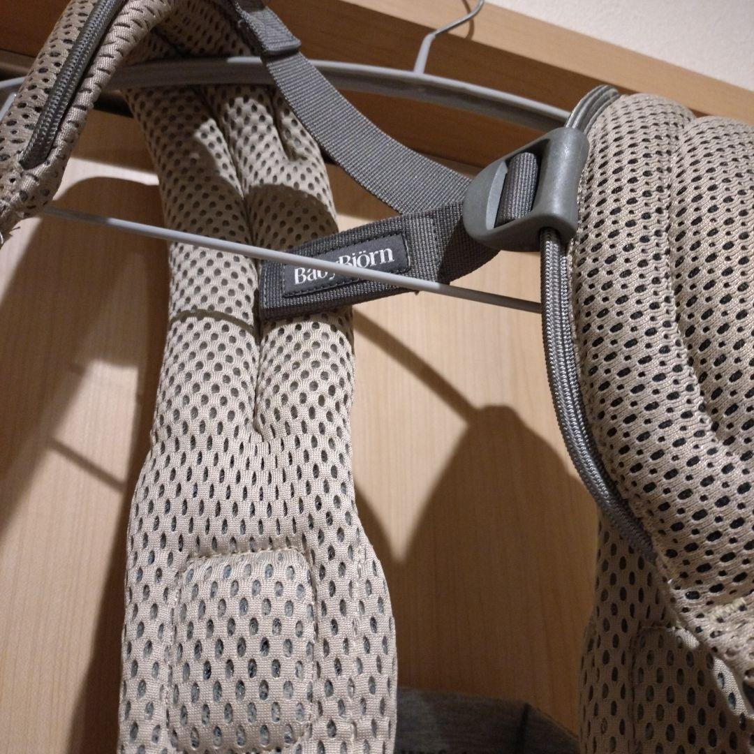ベビービョルン HARMONY グレーベージュ メッシュ