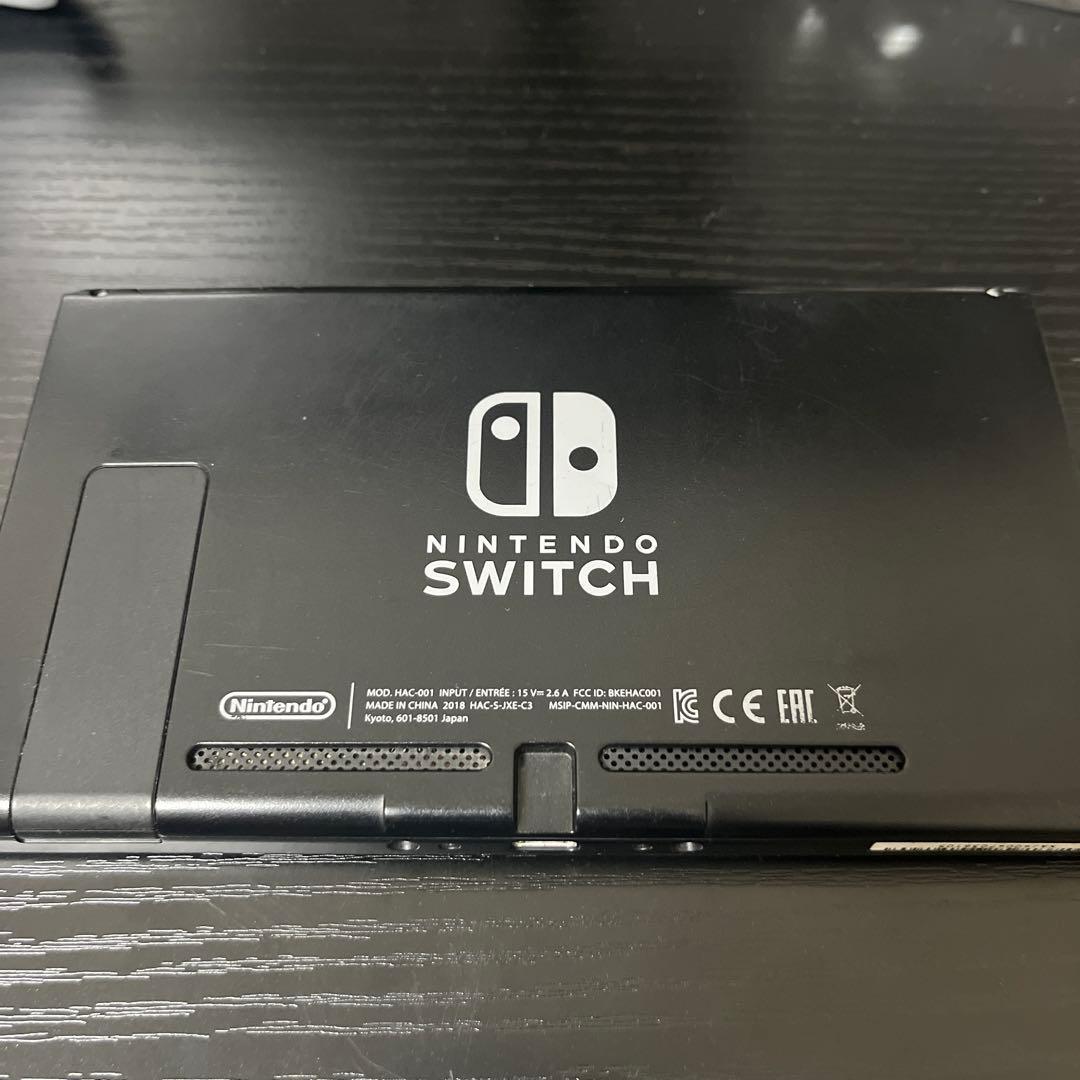 Nintendo Switch 本体（Joy-Conなし）&付属品