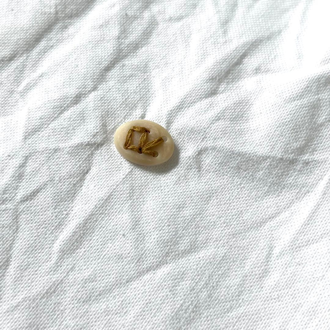 3322【美品】45R シャツワンピース ホワイト全員集合の908スモックドレス