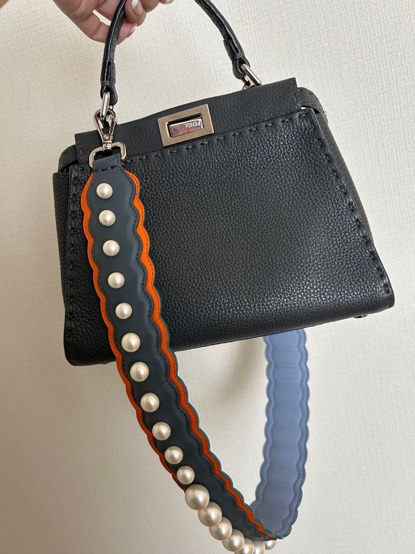 Fendi ストラップユー　パール