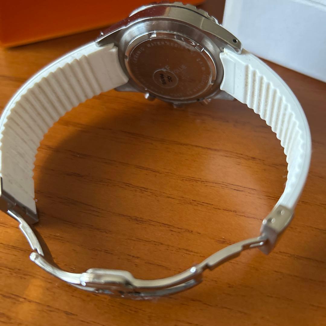 Folli Follie ホワイト クロノグラフ 時計