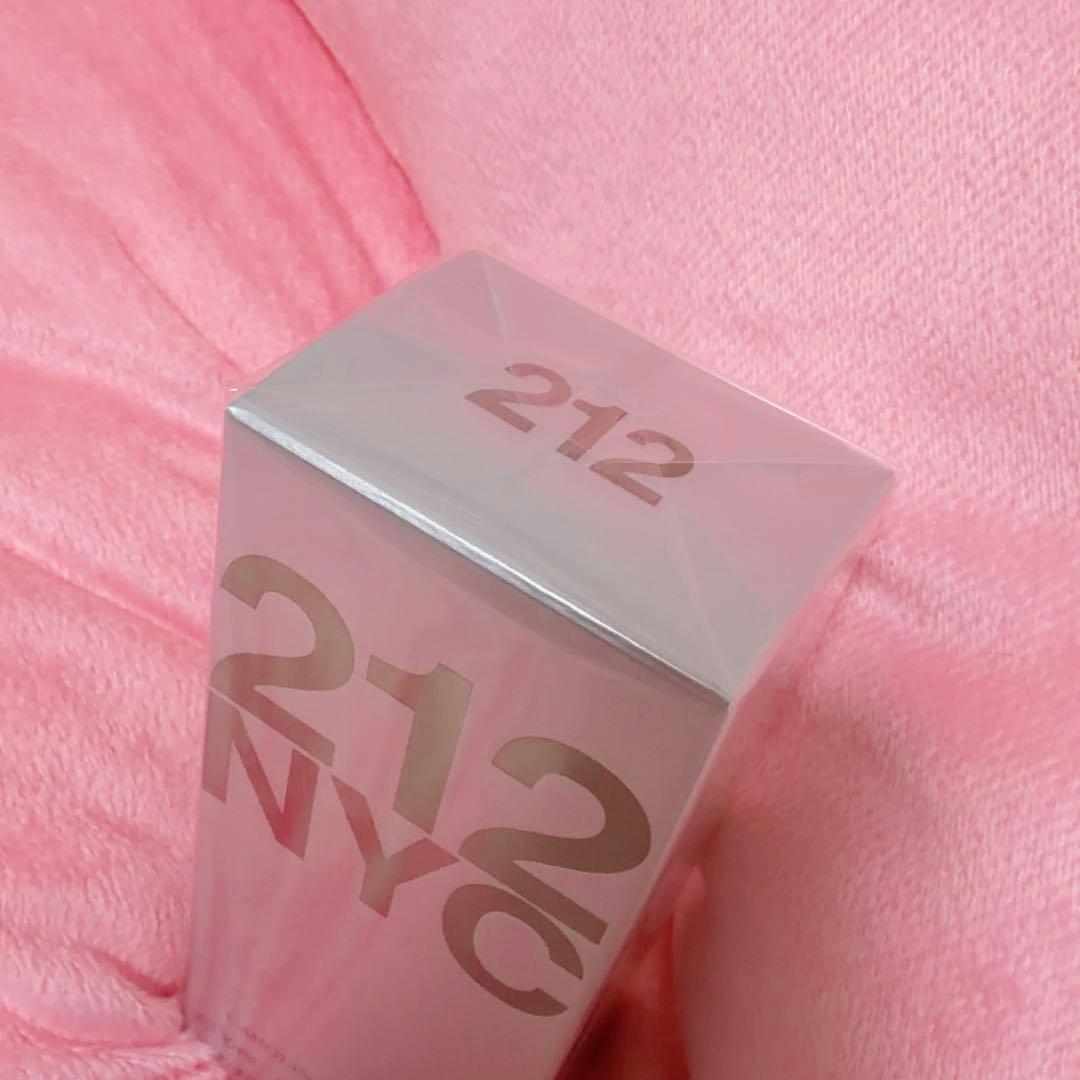 新品 未開封 キャロライナヘレラ 212 オーデトワレ スプレータイプ 30ml