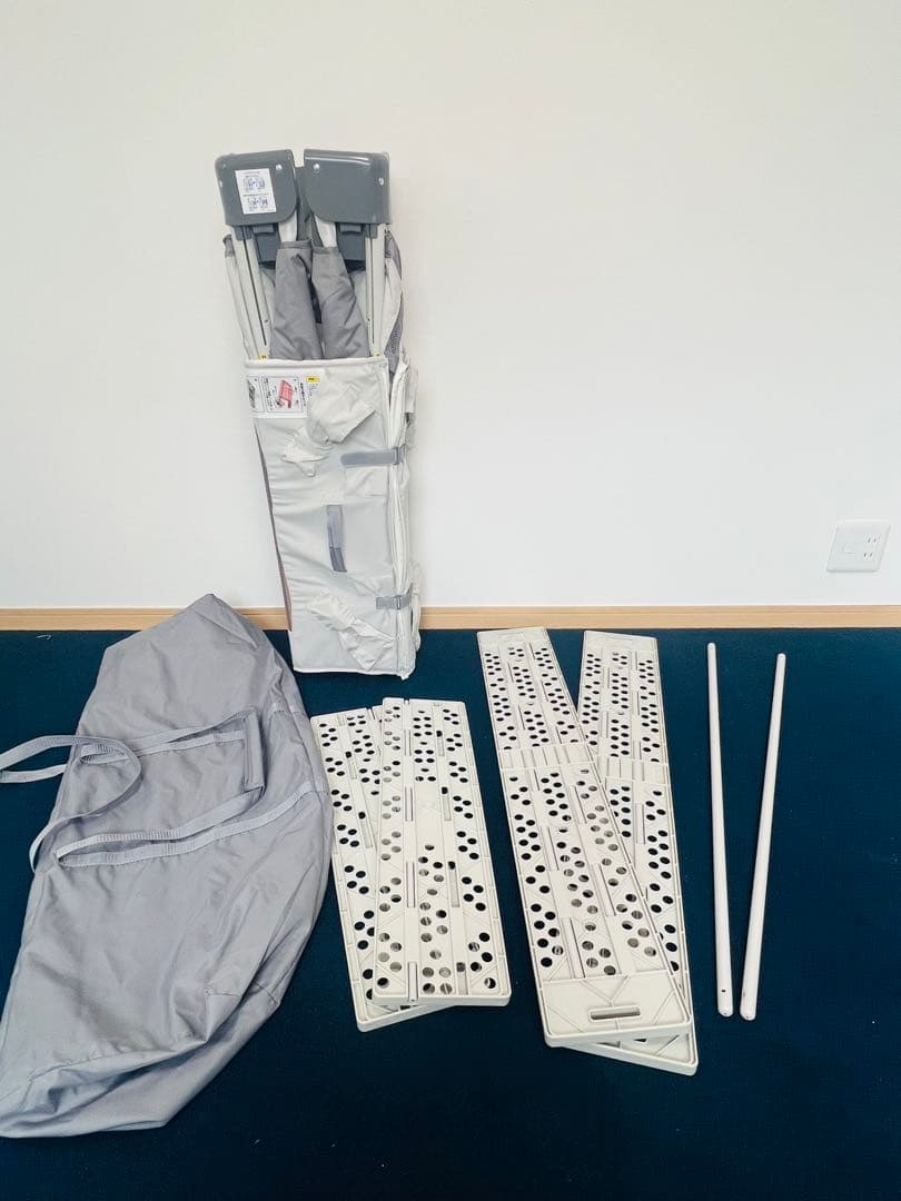 アップリカ　ココネルエアー　折りたたみベビーベッド