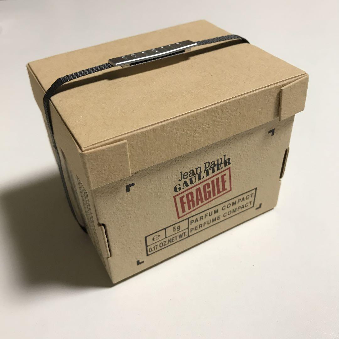 ☆ゴルチェ パヒュームド コンパクト