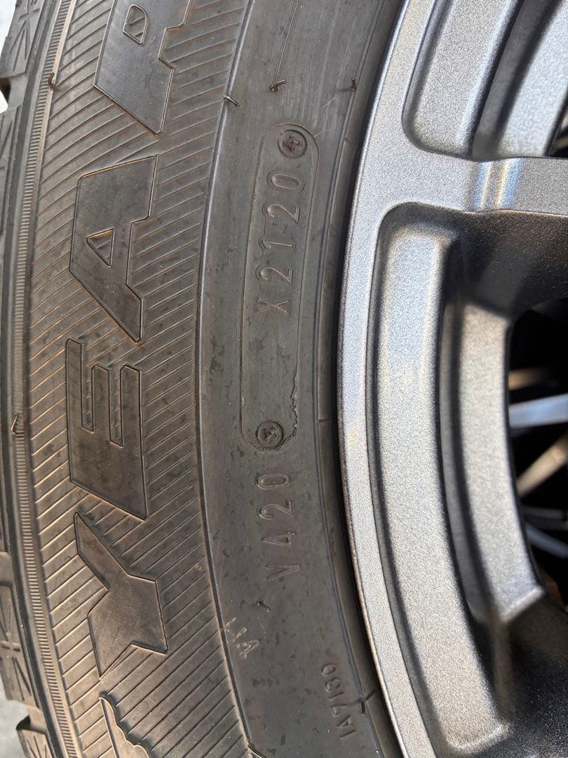 【値下げ】205/60R16✨スタッドレスタイヤ✨ホイールセット