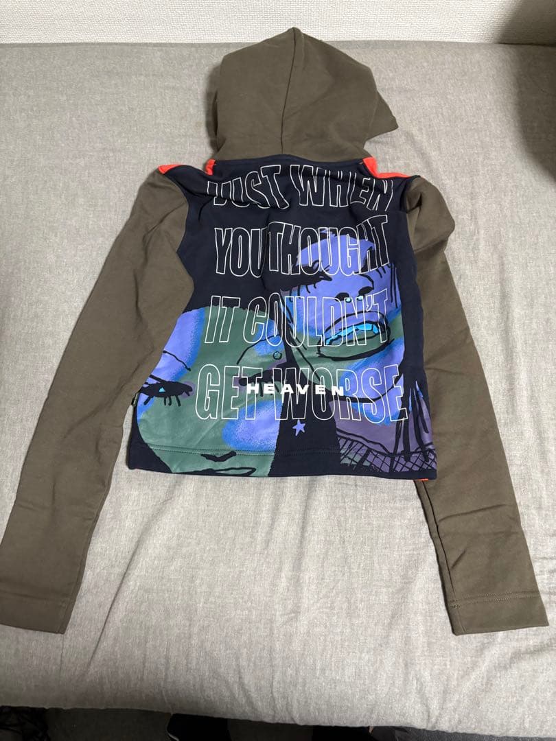 heaven by marc Jacobs パーカー　Smitten