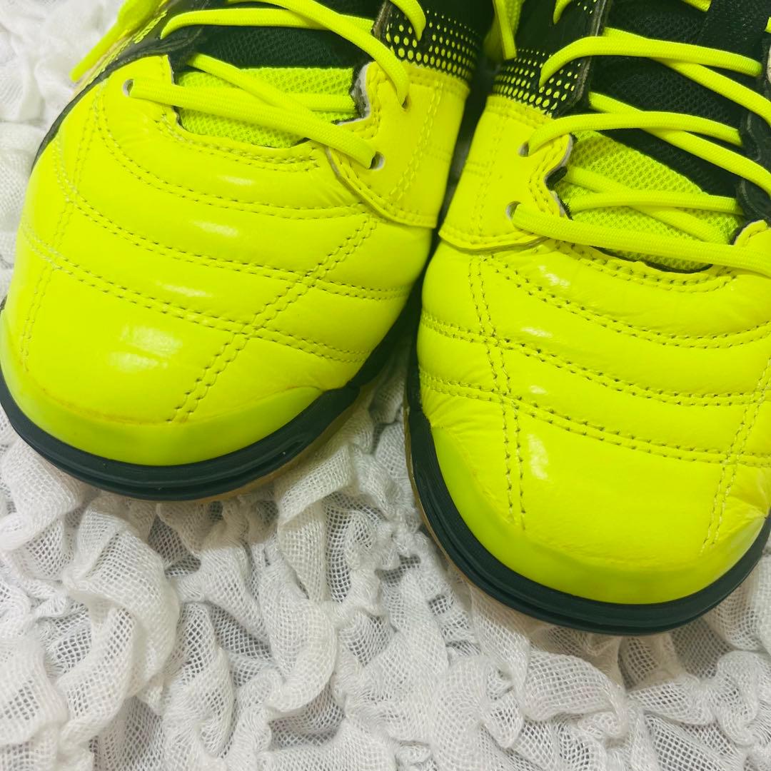 asicsアシックス デスタッキDESTAQUEフットサルシューズ6J 24.5