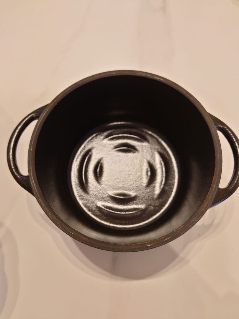 【新品未使用】VERMICULAR オーブンポットラウンド14cm